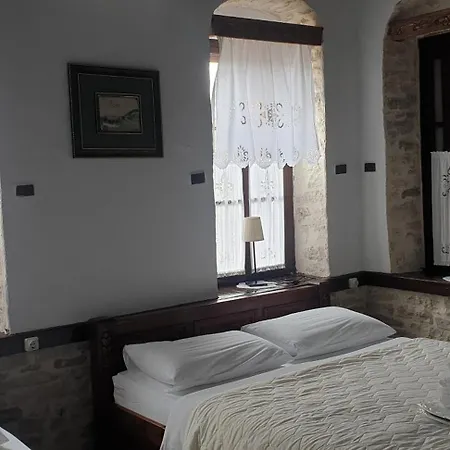 Pensjonat Silver Hill Gjirokastra