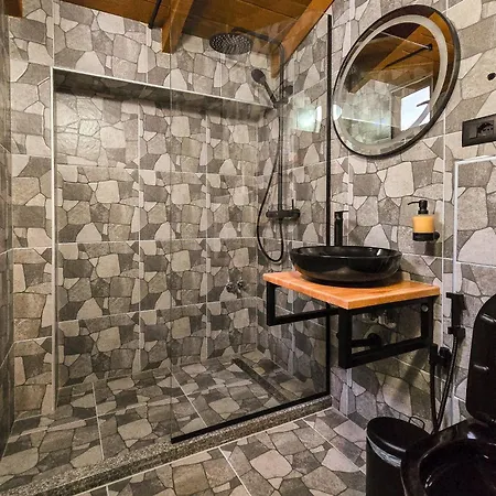 Silver Hill Guest house Gjirokaster